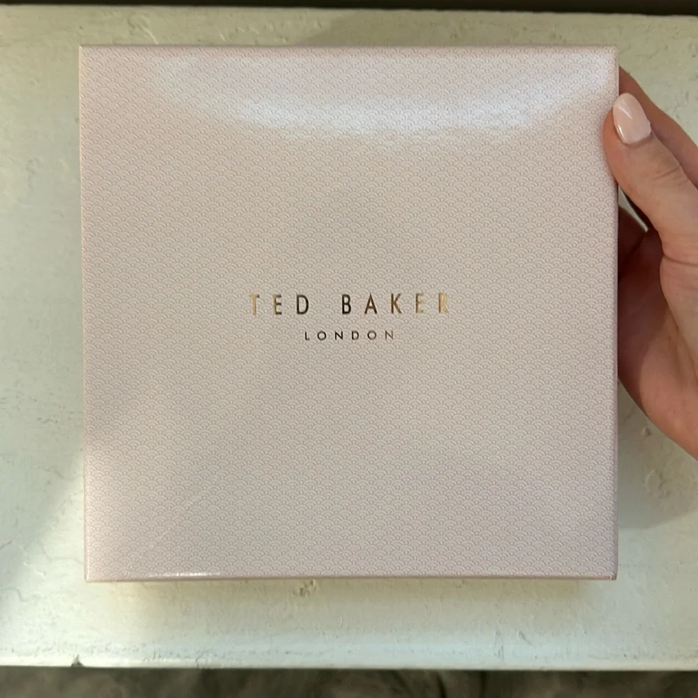 NEVER WORN Ted baker tennis necklace - Picture 2 of 4